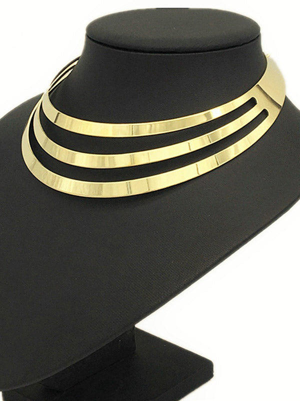 Beautifully Finished Garment in a Timeless Design