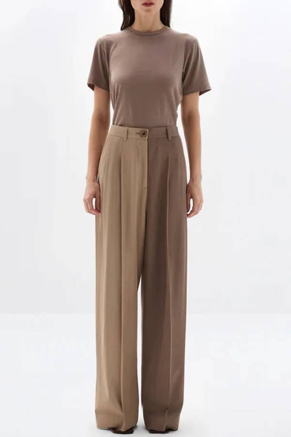 Beautifully Crafted Pants in a Classic Style