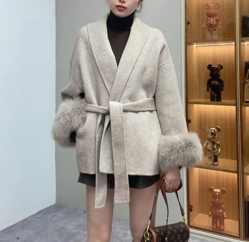 Effortlessly Elegant Coat with a Timeless Design