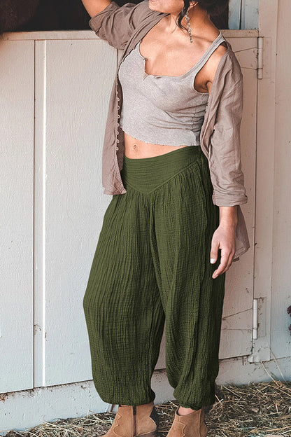Polished Trousers with an Effortless Classic Look