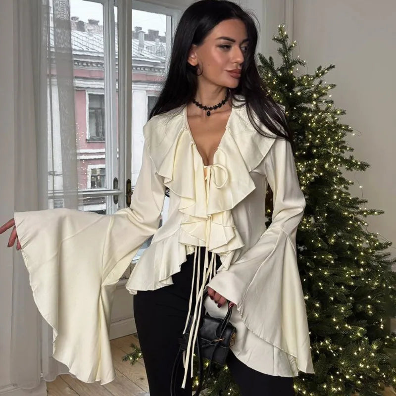 Sophisticated Blouse with a Clean Classic Look