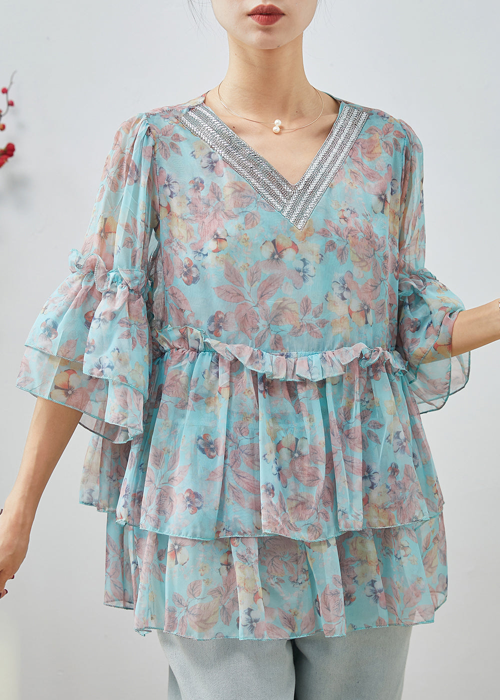 Beautifully Crafted Blouse in a Classic Style