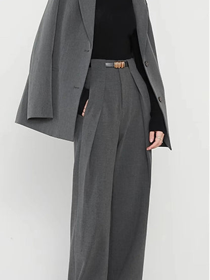 Beautifully Finished Pants in a Timeless Design