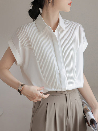 Effortlessly Elegant Blouse with a Timeless Design