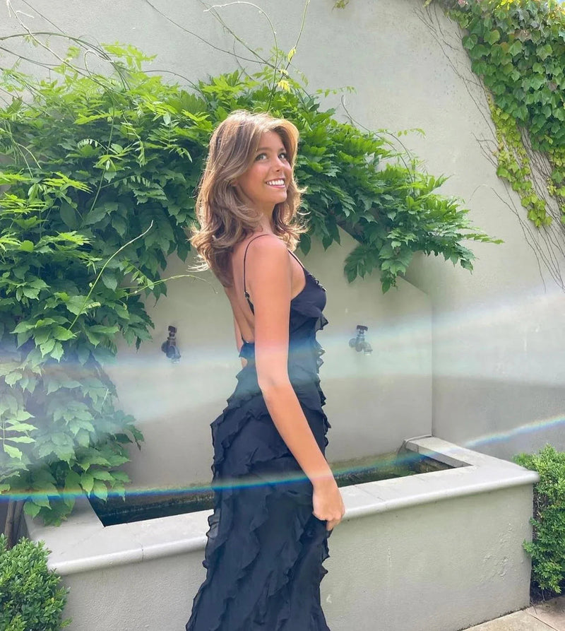 Gracefully Styled Dress for Any Occasion