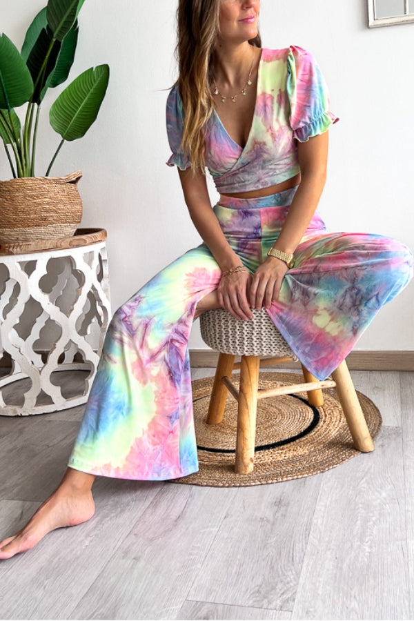 Elegantly Styled Pants for Everyday Wear