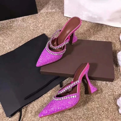 Classic Vintage Heels with a Flattering Fit