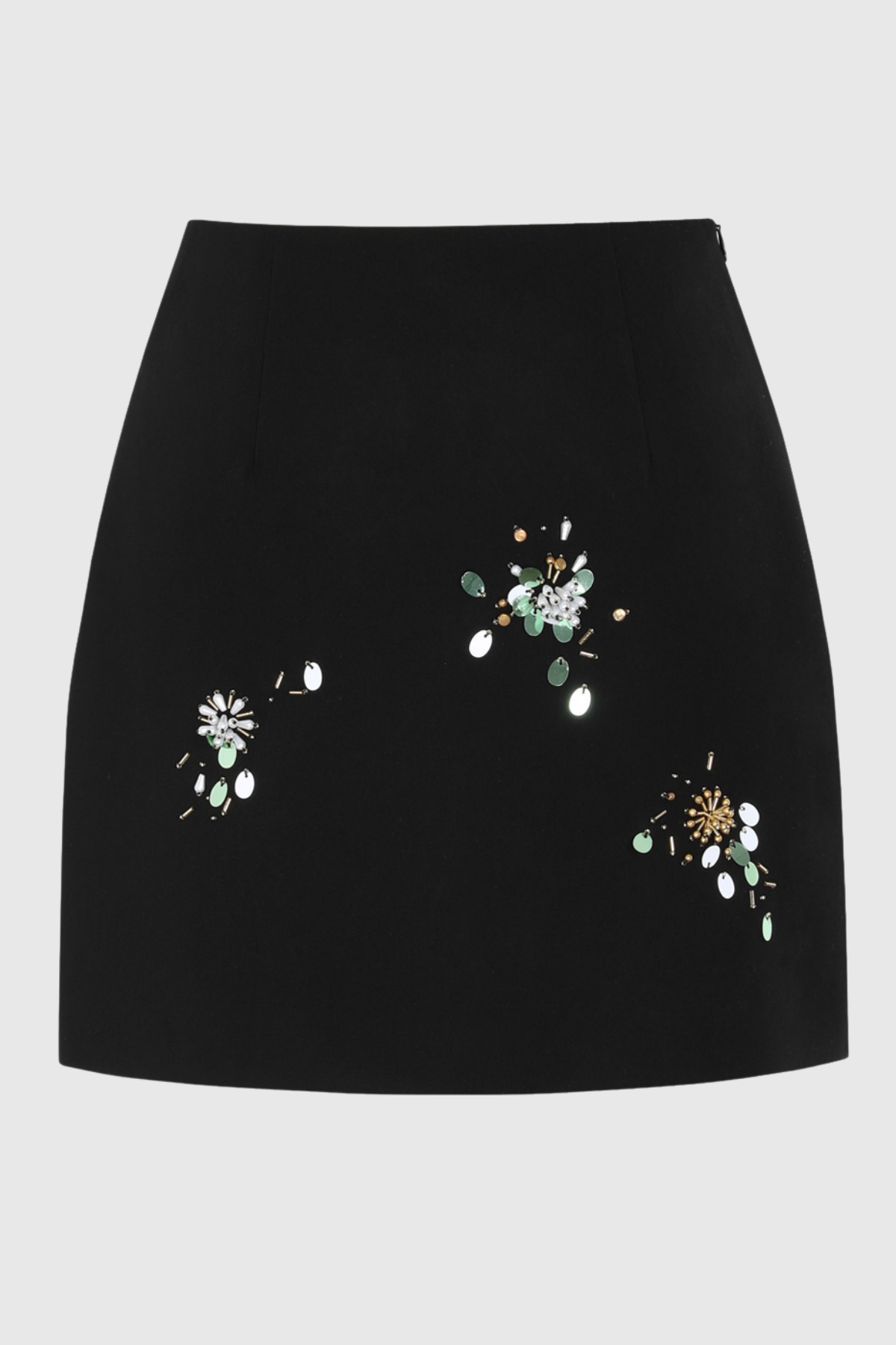 Effortlessly Elegant Garment with a Timeless Design