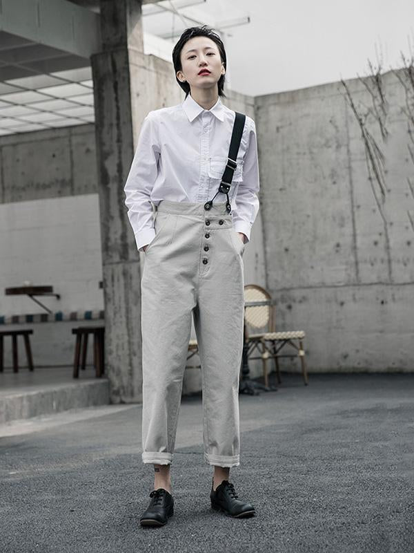 Effortlessly Elegant Garment with a Timeless Design