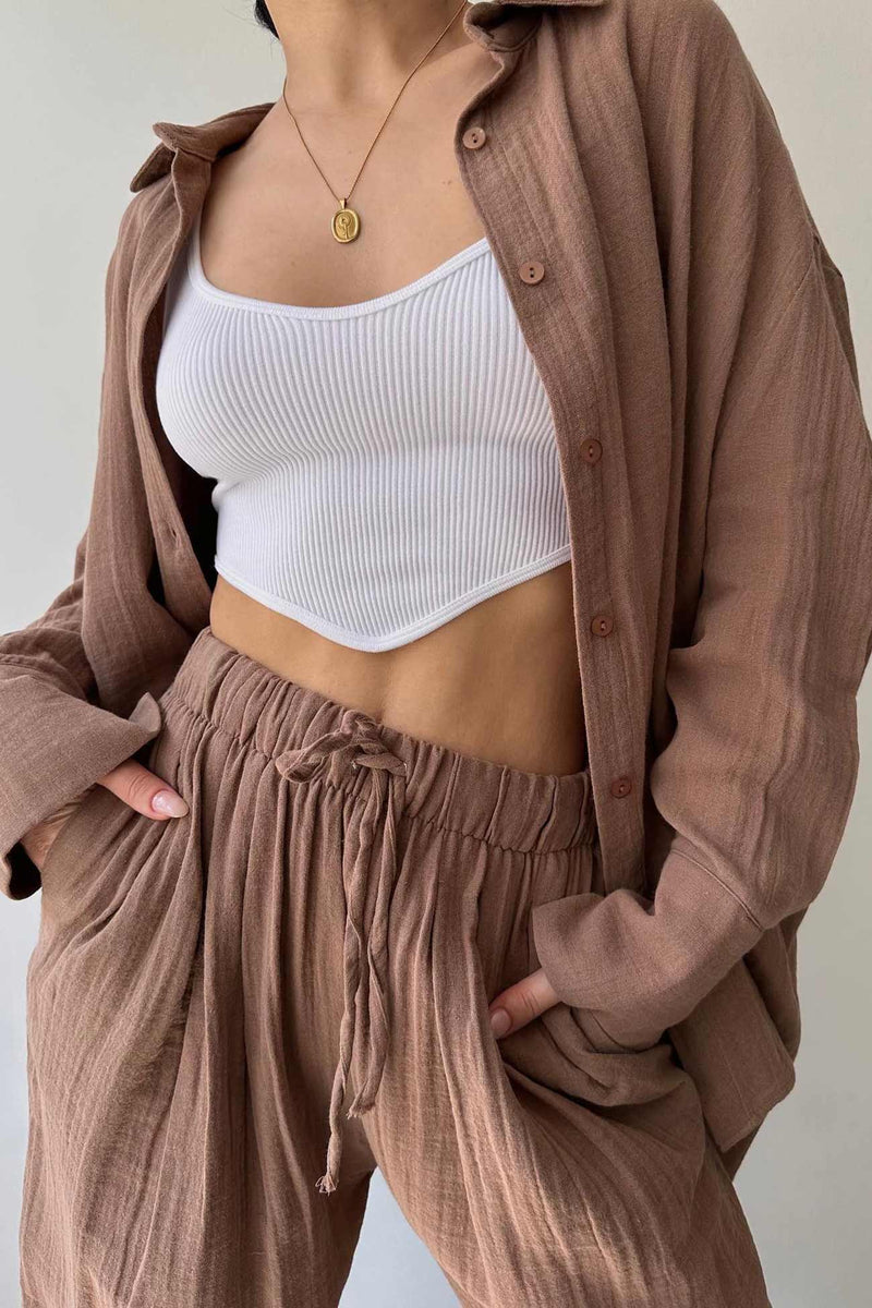 Gracefully Styled Pants for Any Occasion