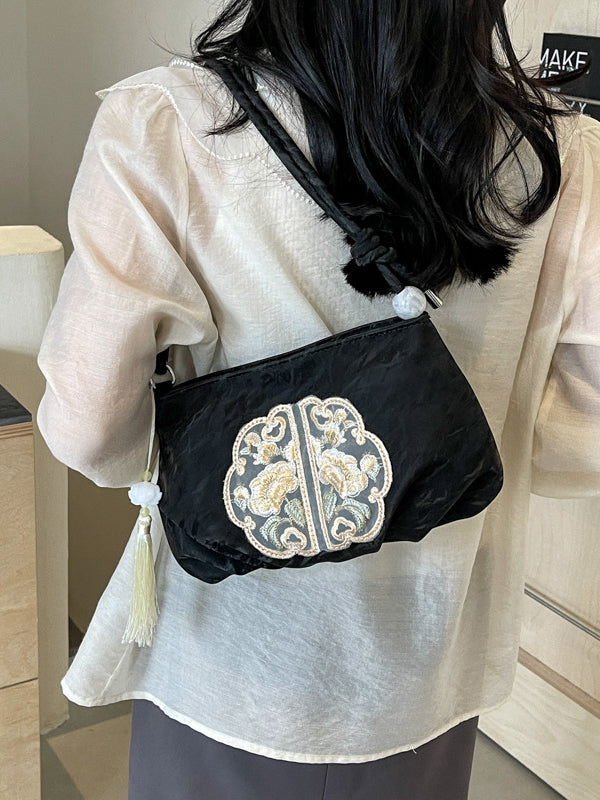 Elegantly Styled Bag for Everyday Wear