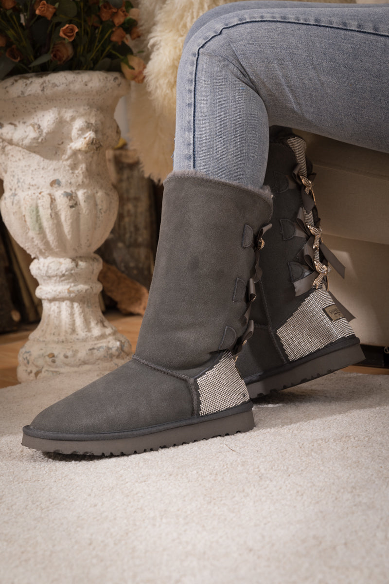 Polished Boots with an Effortless Classic Look