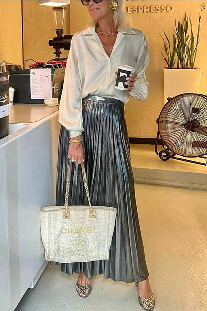 Gracefully Styled Garment for Any Occasion