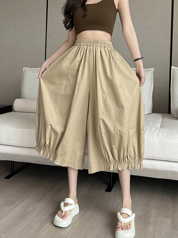 Sophisticated Trousers with a Clean Classic Look