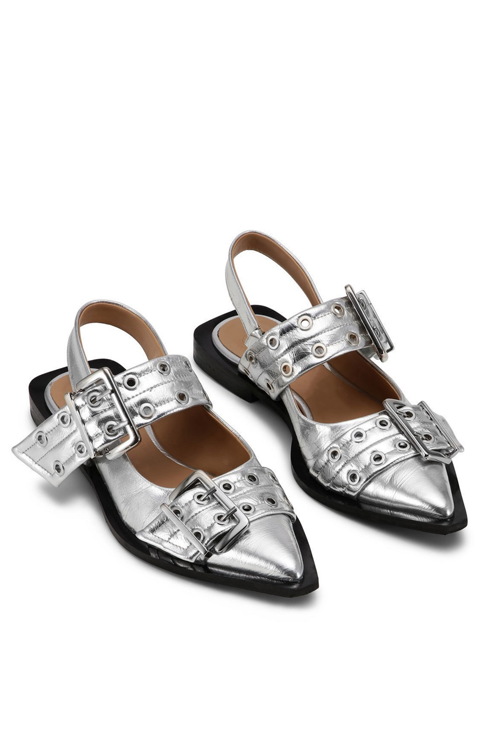 Gracefully Styled Garment for Any Occasion