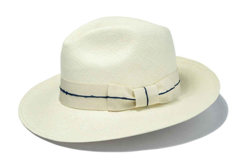 Sophisticated Garment with a Clean Classic Look