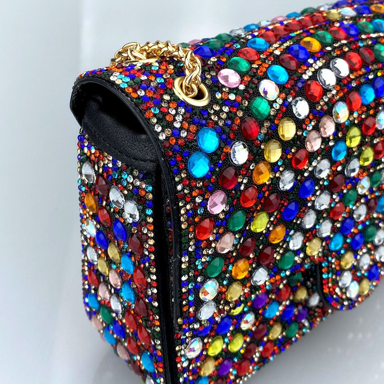 Effortlessly Elegant Bag with a Timeless Design