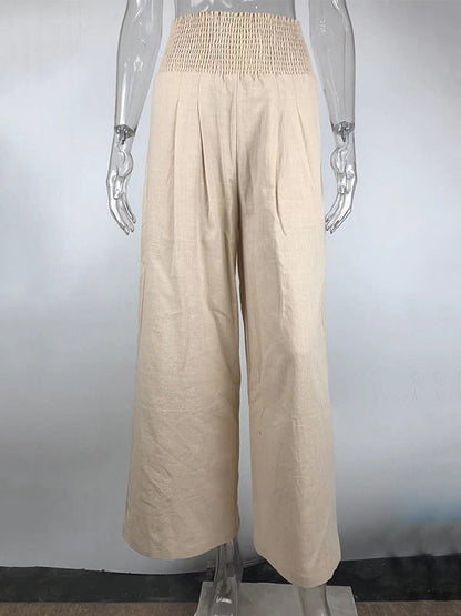 Well Tailored Pants with a Graceful Silhouette