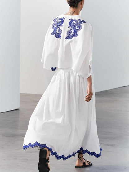 Beautifully Crafted Blouse in a Classic Style