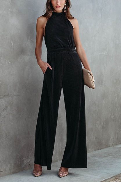 Effortlessly Elegant Garment with a Timeless Design