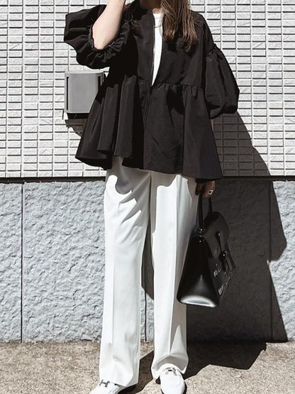Effortlessly Elegant Garment with a Timeless Design