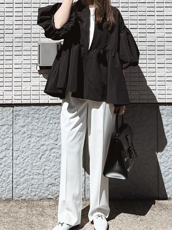 Effortlessly Elegant Garment with a Timeless Design