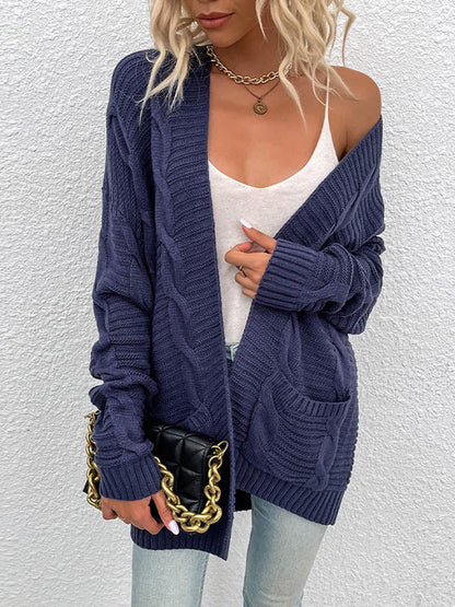Well Tailored Cardigan with a Graceful Silhouette