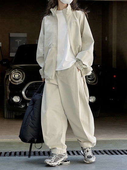 Well Tailored Pants with a Graceful Silhouette