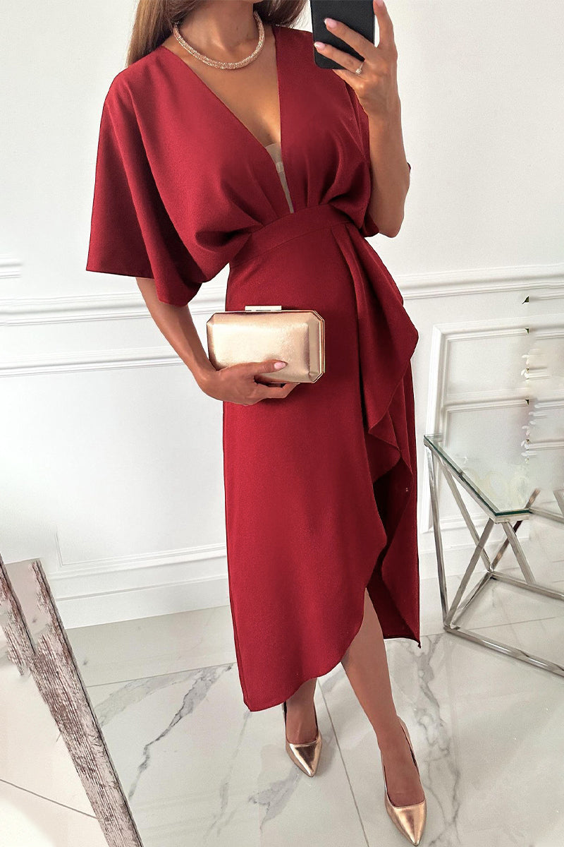 Effortlessly Elegant Dress with a Timeless Design