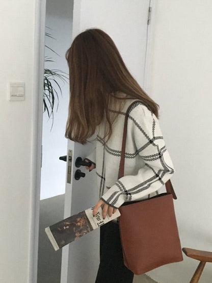 Beautifully Finished Sweater in a Timeless Design