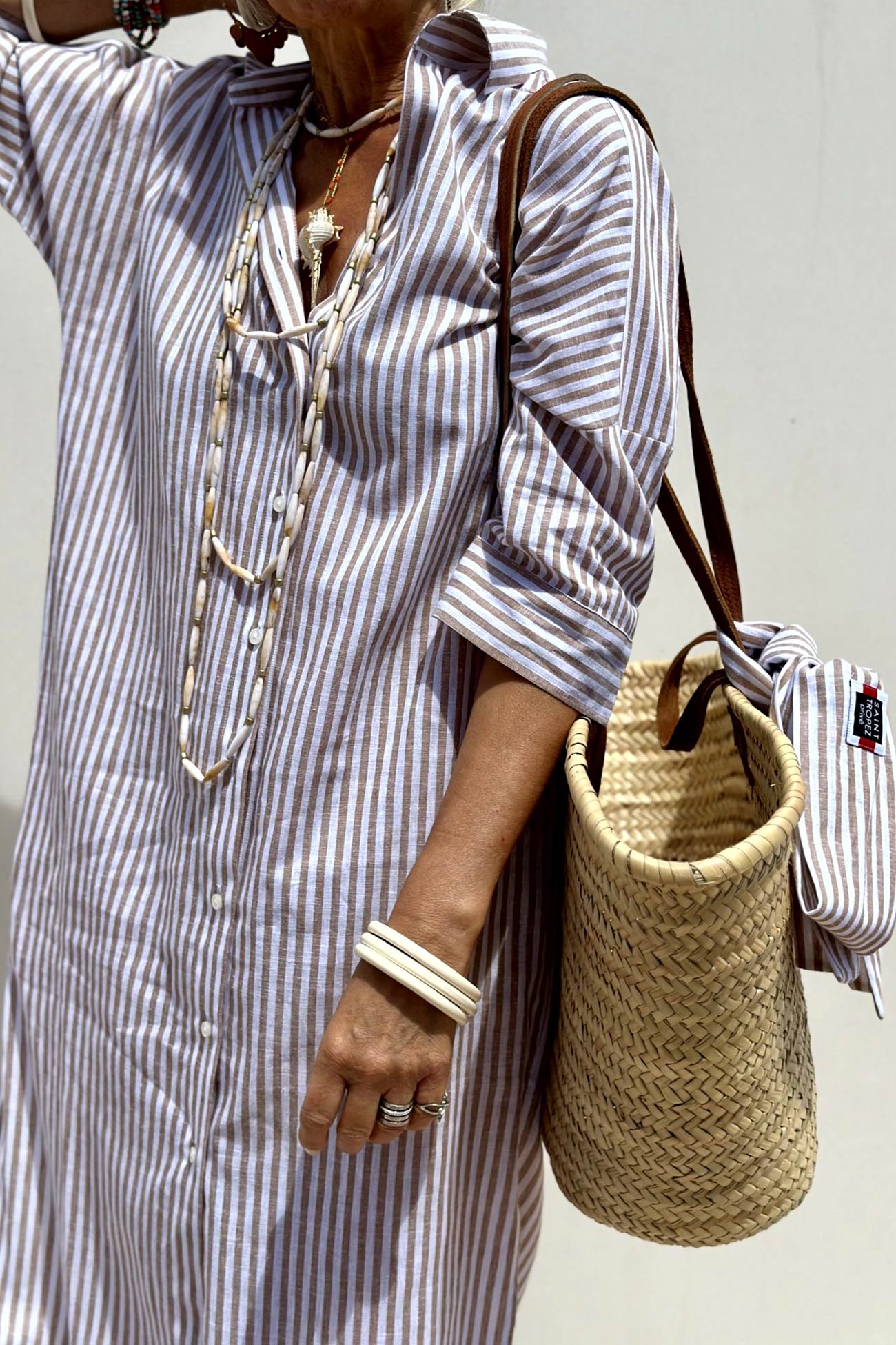 Gracefully Styled Dress for Any Occasion