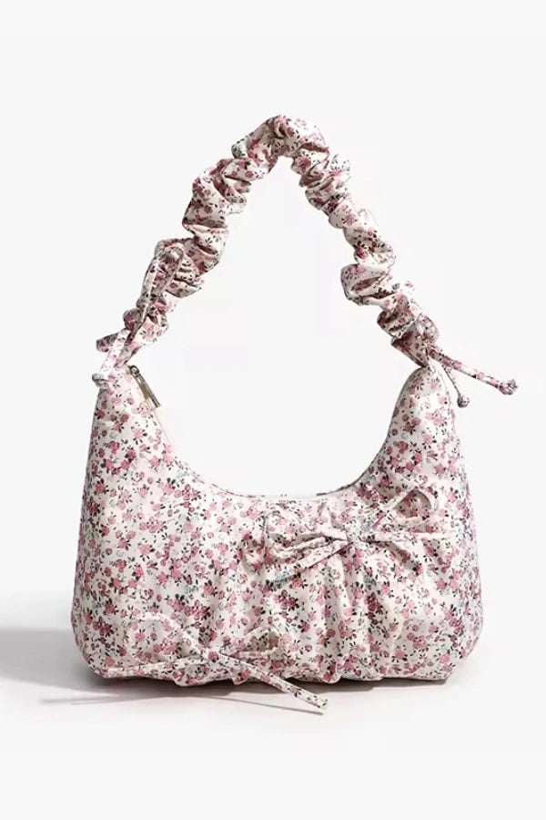Well Tailored Bag with a Graceful Silhouette