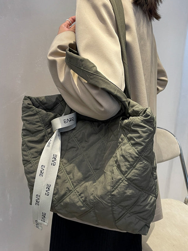 Beautifully Crafted Bag in a Classic Style