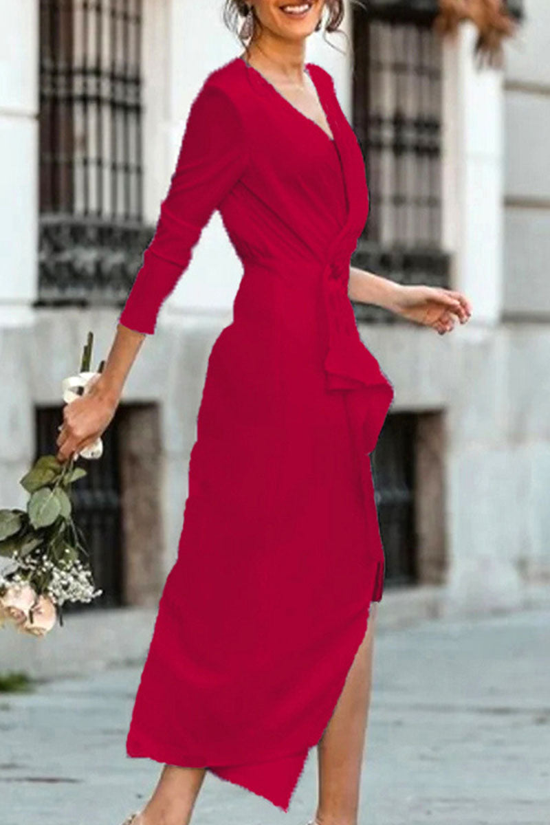 Gracefully Styled Dress for Any Occasion