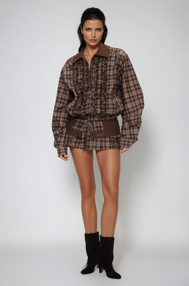 Effortlessly Elegant Garment with a Timeless Design