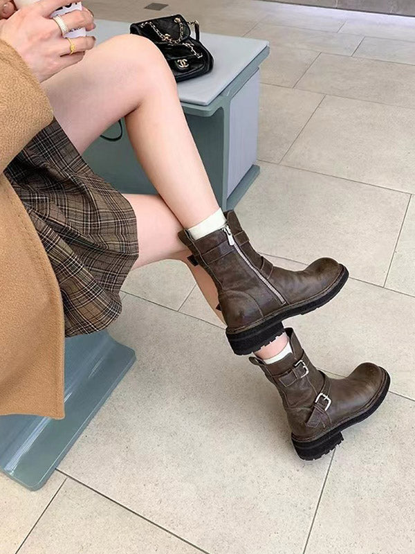 Well Tailored Boots with a Graceful Silhouette