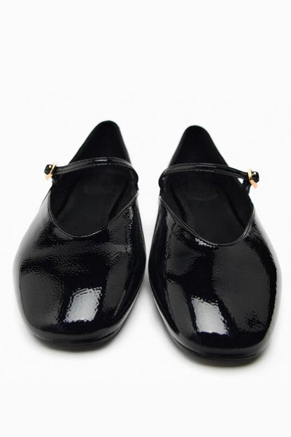 Polished Garment with an Effortless Classic Look