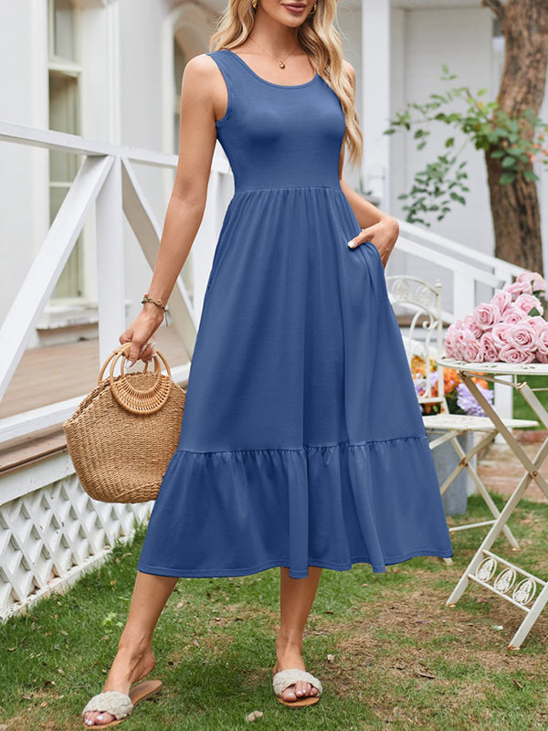 Well Tailored Dress with a Graceful Silhouette