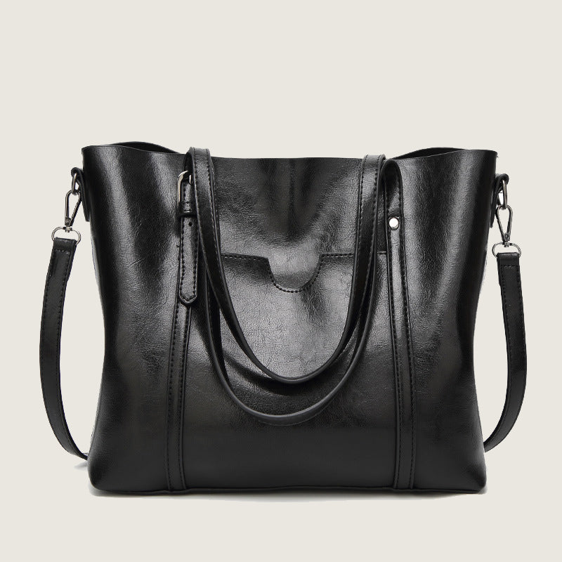Sophisticated Bag with a Clean Classic Look