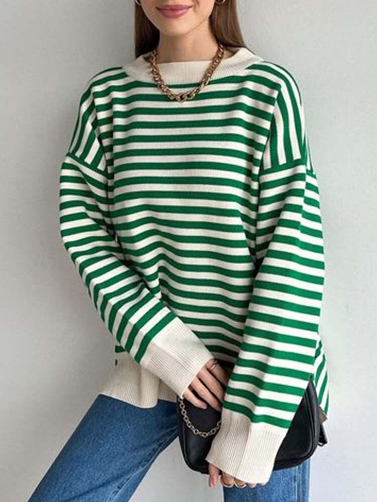 Well Tailored Sweater with a Graceful Silhouette