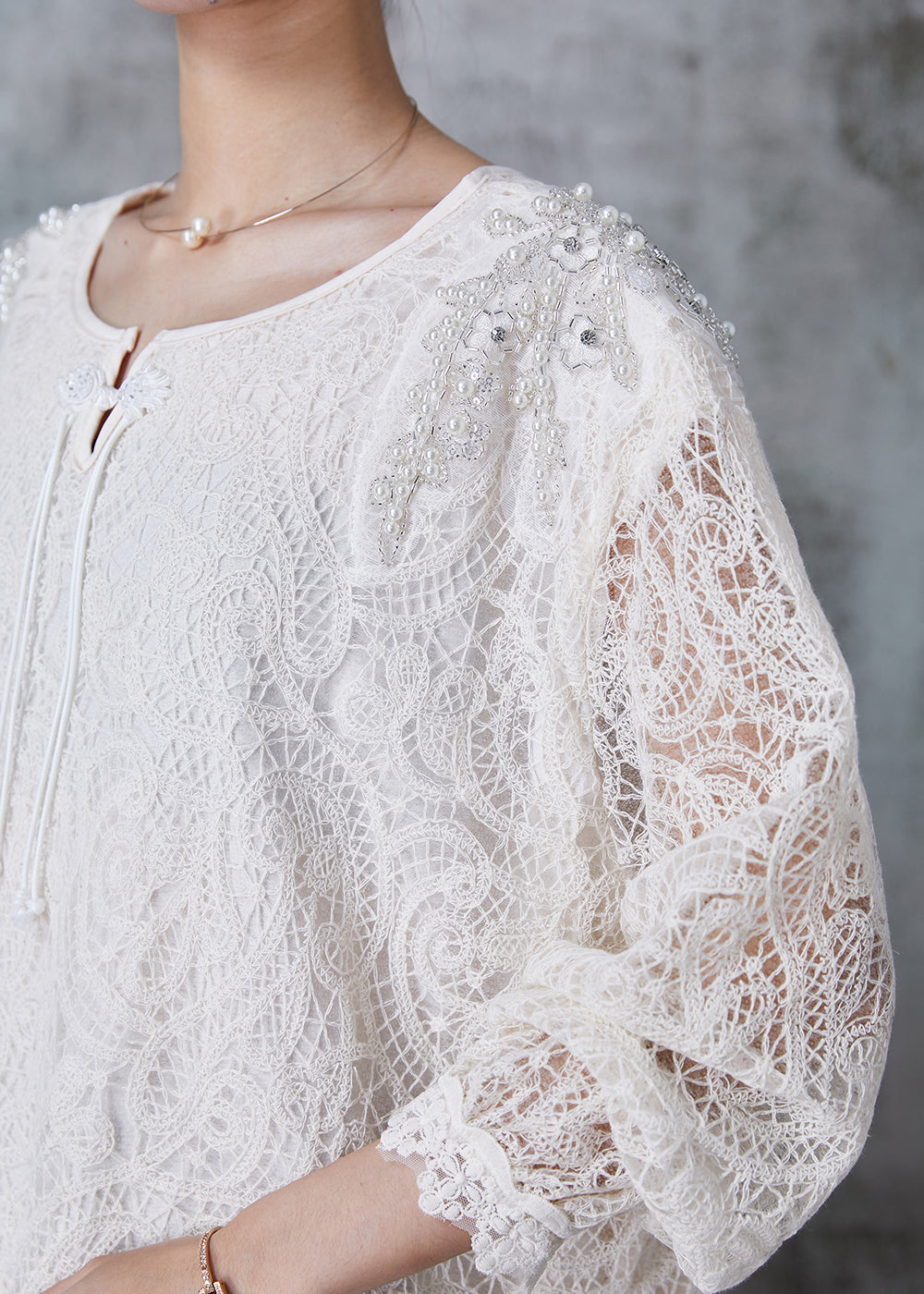 Classic Vintage & Enduringly Stylish Top