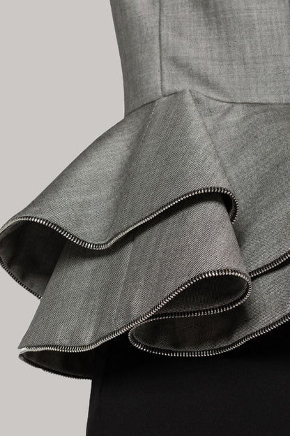 Effortlessly Elegant Garment with a Timeless Design