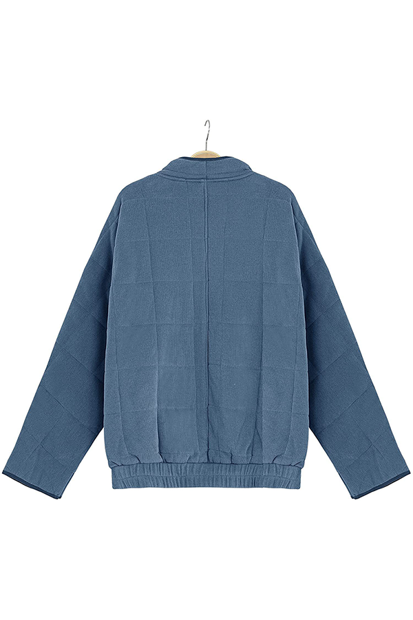 Effortlessly Elegant Garment with a Timeless Design