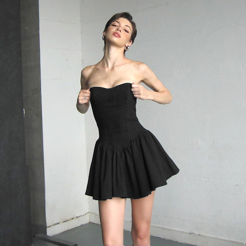 Effortlessly Elegant Dress with a Timeless Design