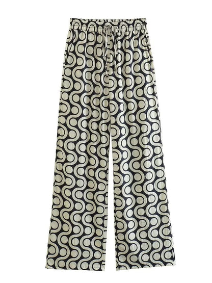 Classic Vintage & Enduringly Stylish Garment