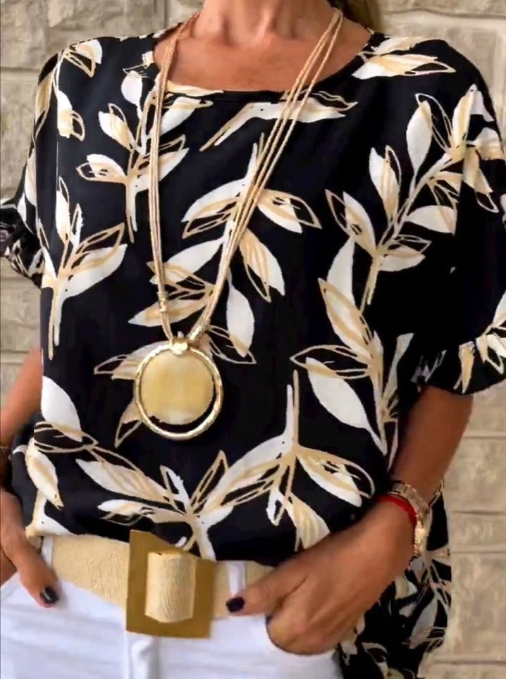 Classic Vintage Top with a Flattering Fit