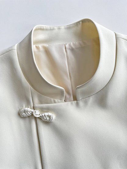 Beautifully Finished Garment in a Timeless Design