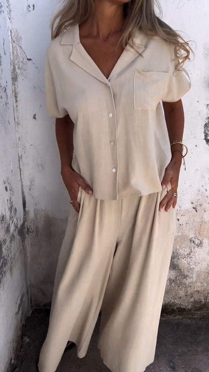 Elegantly Styled Trousers for Everyday Wear