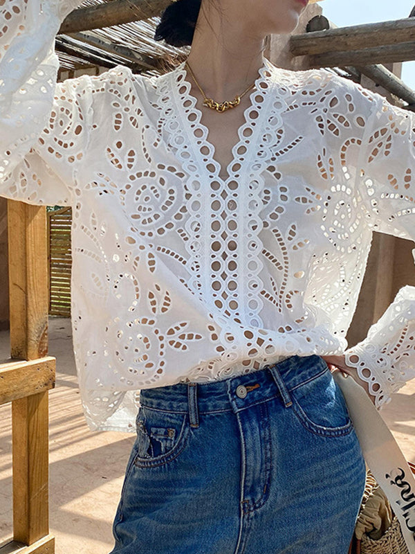 Beautifully Finished Blouse in a Timeless Design