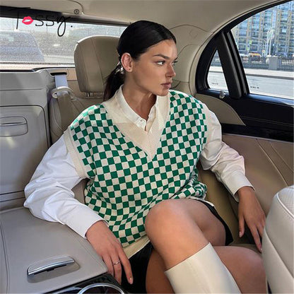 Beautifully Finished Sweater in a Timeless Design